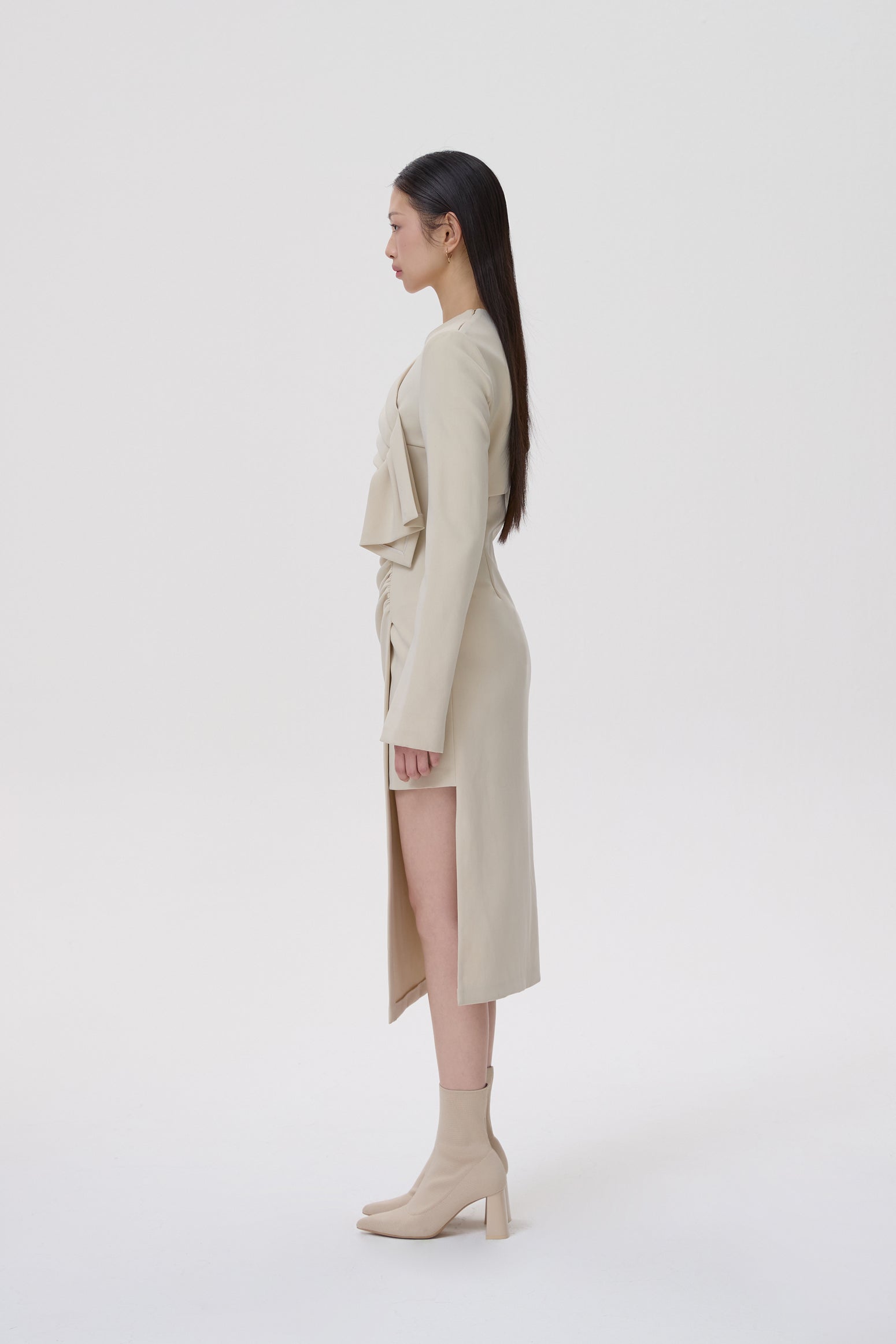 Robe D. EXTERIOR Femme – Taille Unique Midi, Beige, Texture élastique, Neuve Avec étiquettes