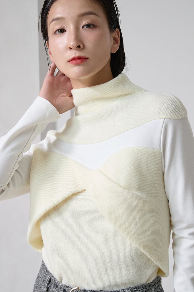 FOVERE TWIST TURTLENECK