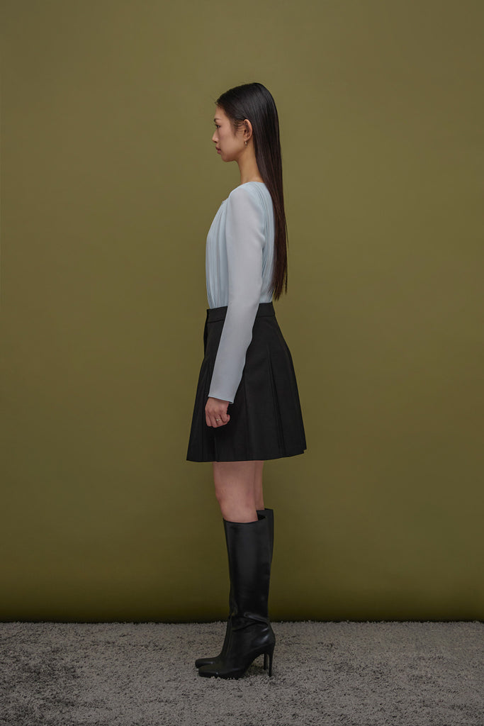 THEA 3 DIMENSIONAL PLEATED SKIRT